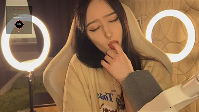 Snapshot of SinSpirits chatting on 24, 5, 2026 SinSpirits online show from 24, 5, 2026