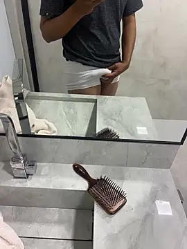Snapshot of twink231 chatting on 22, 6, 2026 twink231 online show from 22, 6, 2026