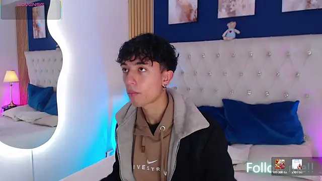 Snapshot of Aiden_Rivers_ chatting on 24, 4, 2026 Aiden Rivers online show from 24, 4, 2026