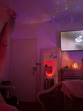 FrutillitaXX online show from 14, 4, 2026