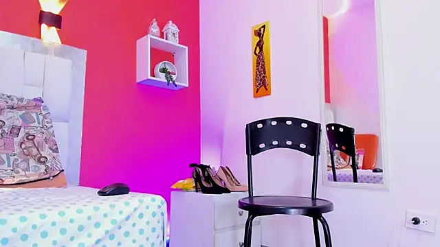 Kendal hot69  online show from 22, 3, 2026