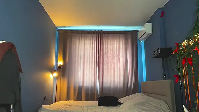 Anna Kare online show from 13, 4, 2026