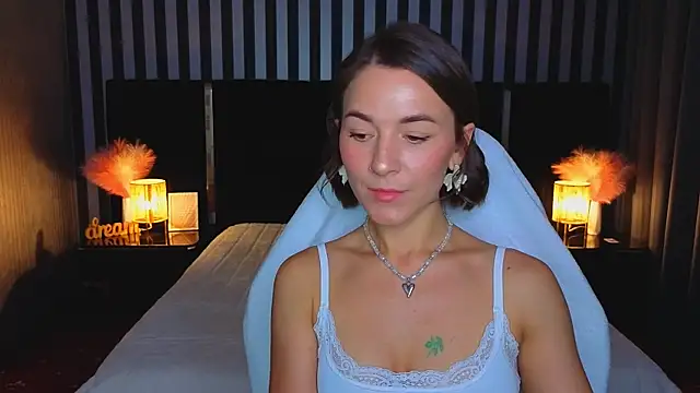 Snapshot of GracefulMichelle chatting on 8, 7, 2026 GracefulMichelle online show from 8, 7, 2026