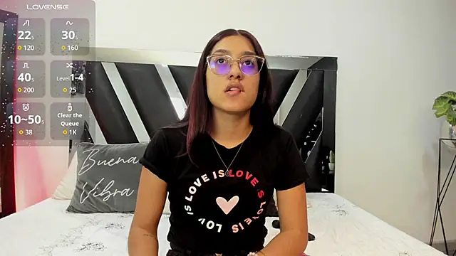 Snapshot of Mia_Iron chatting on 20, 5, 2026 Mia Iron online show from 20, 5, 2026