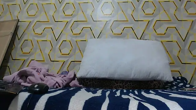 Tatty--Brown online show from 8, 4, 2026