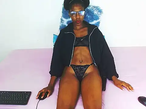 Snapshot of ChocoSlenderXXX chatting on 19, 4, 2026 ChocoSlenderXXX online show from 19, 4, 2026