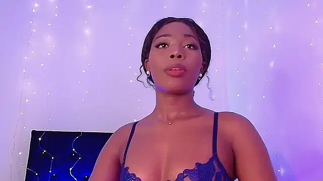 Snapshot of Lunaruiz chatting on 22, 2, 2026 Lunaruiz online show from 22, 2, 2026