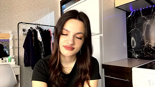 Kosandra k online show from 30, 3, 2026