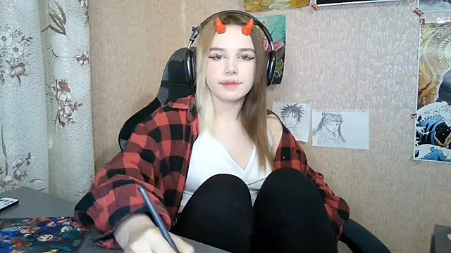 MilaTyan online show from 18, 4, 2026