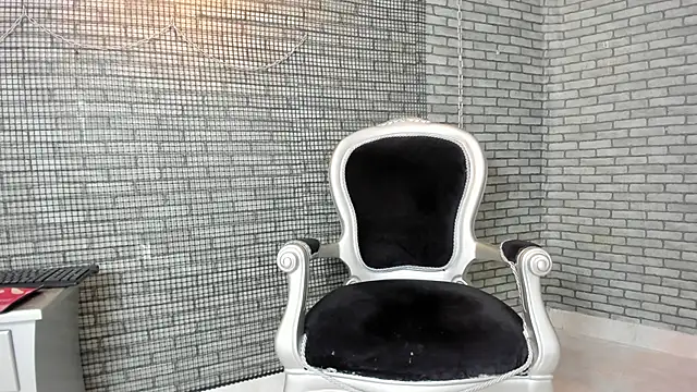 hillary bigbutt online show from 16, 3, 2026