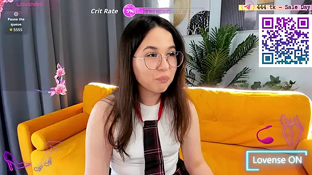 Snapshot of leylamirage chatting on 14, 6, 2026 leylamirage online show from 14, 6, 2026
