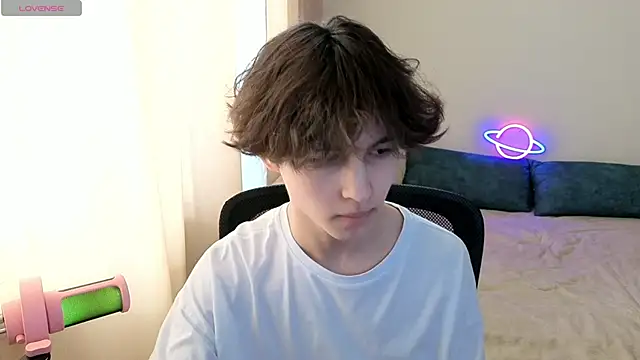  LukaHayes  online show from 16, 4, 2026