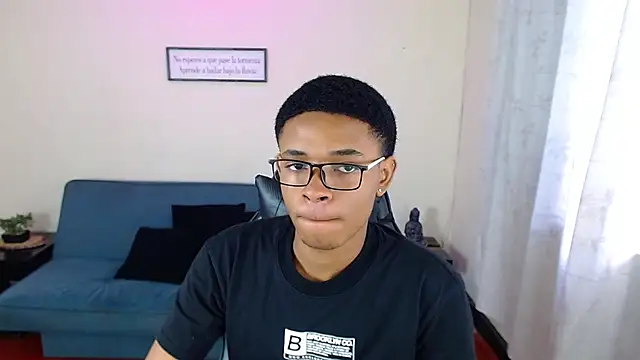 Snapshot of liiam3 chatting on 19, 2, 2026 liiam3 online show from 19, 2, 2026