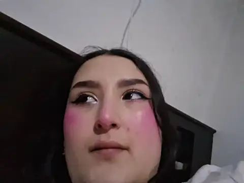 zoe moon   online show from 14, 6, 2026