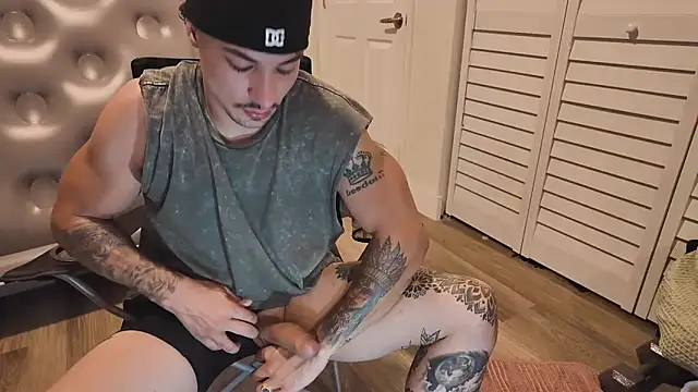 Snapshot of Alejandrosolerxxx chatting on 7, 3, 2026 Alejandrosolerxxx online show from 7, 3, 2026