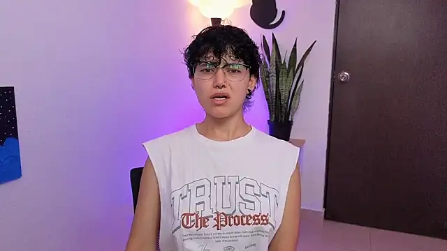 jeroharper  online show from 15, 4, 2026