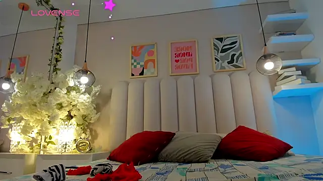 Snapshot of Mia_Bailey_ chatting on 23, 4, 2026 Mia Bailey online show from 23, 4, 2026