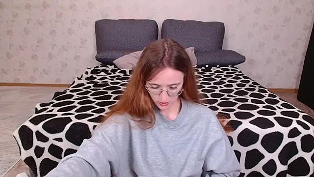 miay here  online show from 28, 5, 2026