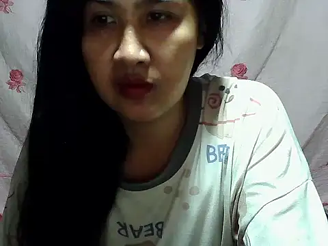 Snapshot of Sh1nbae22 chatting on 24, 4, 2026 Sh1nbae22 online show from 24, 4, 2026