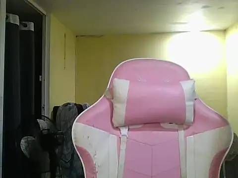 Luna Moonfang online show from 19, 4, 2026