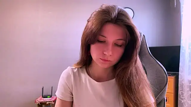Snapshot of LunnaBliss chatting on 19, 5, 2026 LunnaBliss online show from 19, 5, 2026