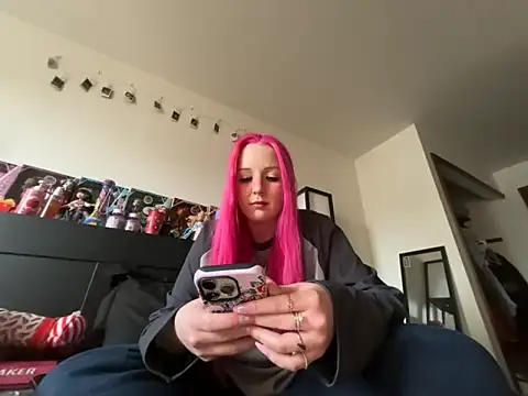 pinkhairfun16 online show from 3, 3, 2026