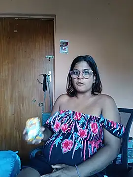 Snapshot of indianstrawberrylips4u chatting on 15, 5, 2026 indianstrawberrylips4u online show from 15, 5, 2026