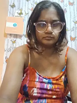 Snapshot of indianstrawberrylips4u chatting on 14, 6, 2026 indianstrawberrylips4u online show from 14, 6, 2026