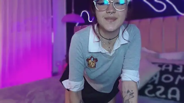 alixx von d online show from 14, 4, 2026