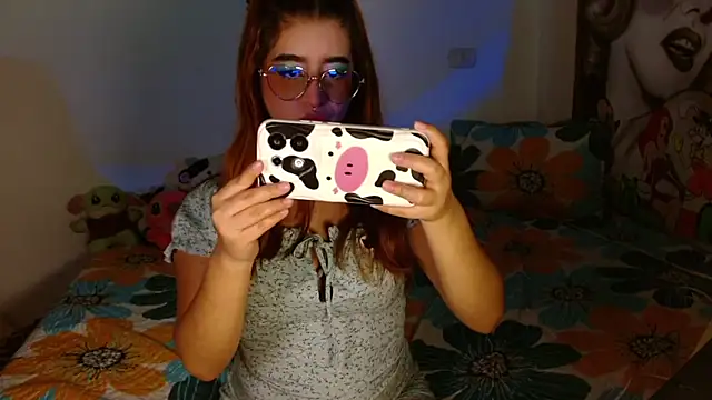 chloe roxy online show from 8, 4, 2026