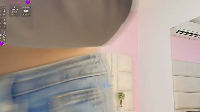 Snapshot of Liia_Collins chatting on 26, 5, 2026 Liia Collins online show from 26, 5, 2026