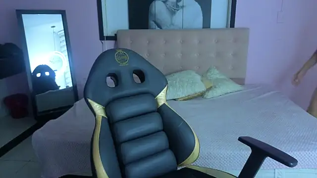 Sweett liia  online show from 17, 4, 2026