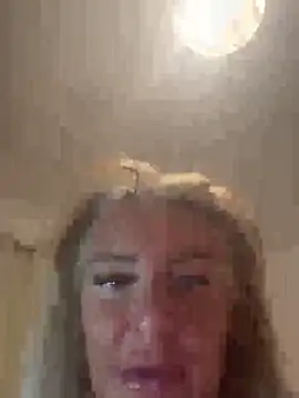 Snapshot of Gypsyrose_x1 chatting on 19, 2, 2026 Gypsyrose x1 online show from 19, 2, 2026