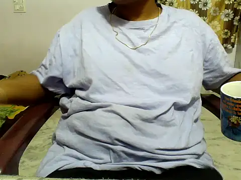 Snapshot of Angel_honeybear_143 chatting on 4, 3, 2026 Angel honeybear 143 online show from 4, 3, 2026