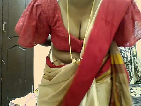 Snapshot of Angel_honeybear_143 chatting on 15, 3, 2026 Angel honeybear 143 online show from 15, 3, 2026