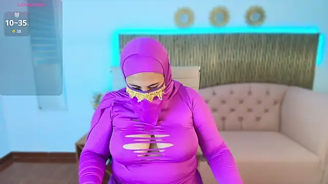 Snapshot of Nadia_Privee chatting on 26, 2, 2026 Nadia Privee online show from 26, 2, 2026