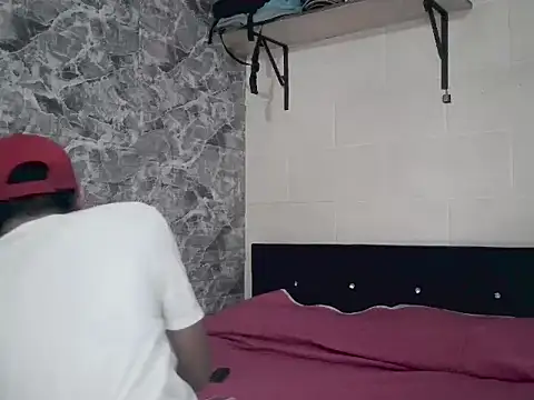 Snapshot of LatinoHairyCock chatting on 1, 4, 2026 LatinoHairyCock online show from 1, 4, 2026