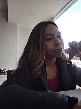 Snapshot of LuuluBerry chatting on 29, 3, 2026 LuuluBerry online show from 29, 3, 2026