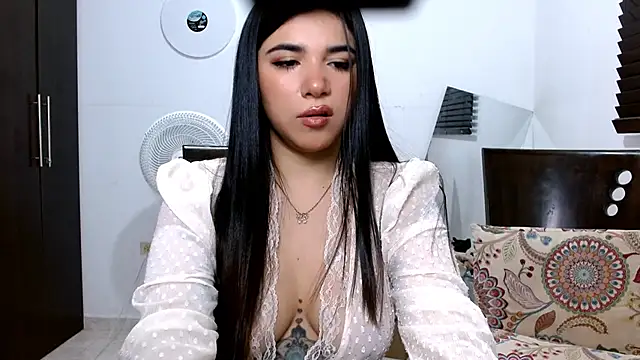 MiaDiamontLatin online show from 14, 3, 2026