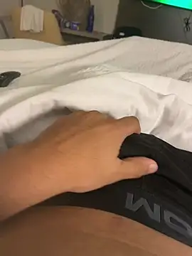 Snapshot of charles23xavier25 chatting on 27, 2, 2026 charles23xavier25 online show from 27, 2, 2026