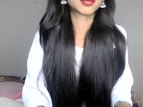 Snapshot of SIKSHA_SINGH chatting on 25, 4, 2026 SIKSHA SINGH online show from 25, 4, 2026