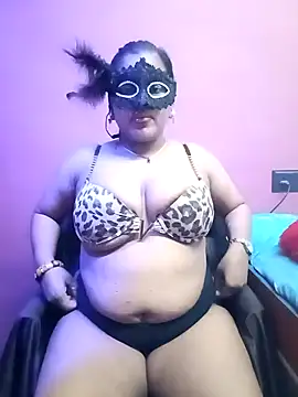 Hot Girl Dimple online show from 26, 4, 2026