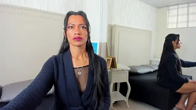Snapshot of FernandaAvilax chatting on 21, 4, 2026 FernandaAvilax online show from 21, 4, 2026