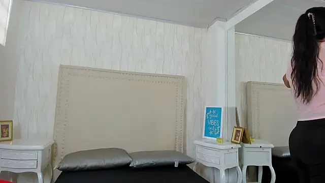 Snapshot of FernandaAvilax chatting on 24, 4, 2026 FernandaAvilax online show from 24, 4, 2026