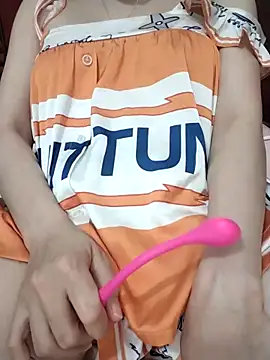 Snapshot of Chery18_sweet chatting on 4, 4, 2026 Chery18 sweet online show from 4, 4, 2026