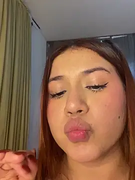 Snapshot of scarleth_marquezz chatting on 11, 4, 2026 scarleth marquezz online show from 11, 4, 2026