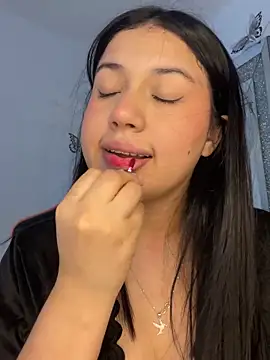 Snapshot of scarleth_marquezz chatting on 17, 5, 2026 scarleth marquezz online show from 17, 5, 2026