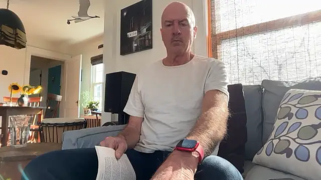 Snapshot of Guy__Grey chatting on 24, 3, 2026 Guy Grey online show from 24, 3, 2026