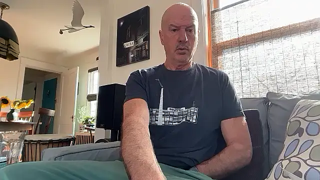 Snapshot of Guy__Grey chatting on 25, 3, 2026 Guy Grey online show from 25, 3, 2026