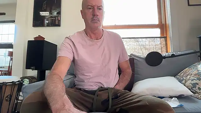 Snapshot of Guy__Grey chatting on 12, 4, 2026 Guy Grey online show from 12, 4, 2026